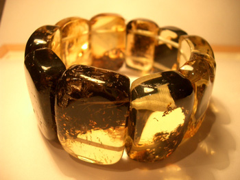 Green amber bracelet 